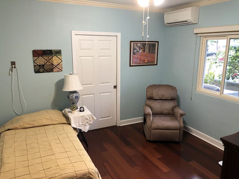 Lani'olu Hale- Senior Residence in Hawaii Kai