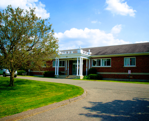 WILLIAMSTOWN COMMONS NURSING & REHAB