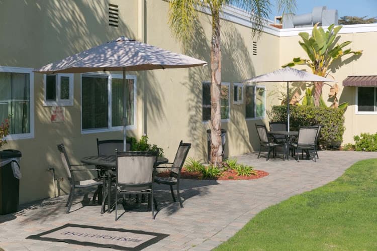 SHORELINE HEALTHCARE CENTER