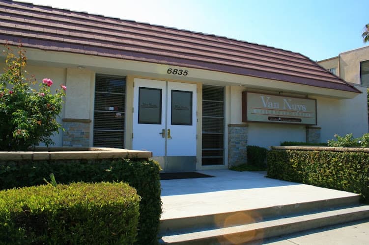 THE CARE CENTER ON HAZELTINE, LLC