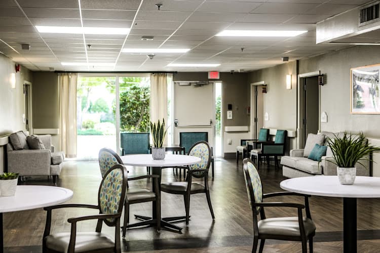 Colonial Oaks Living Center