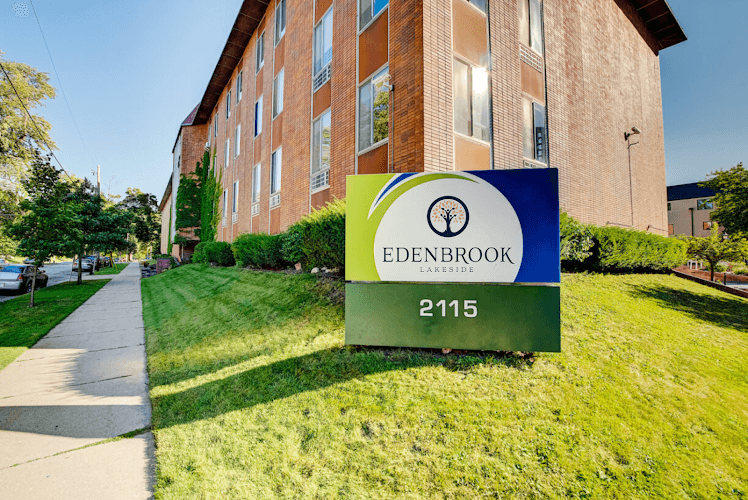 EDENBROOK LAKESIDE