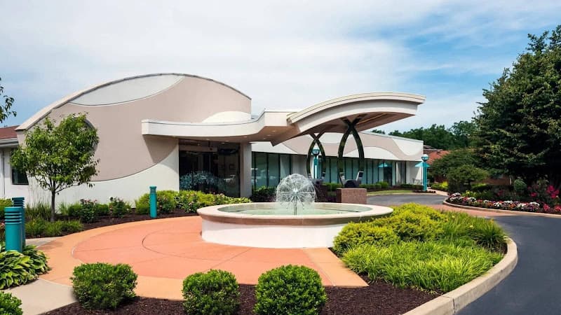 DELMAR GARDENS ON THE GREEN