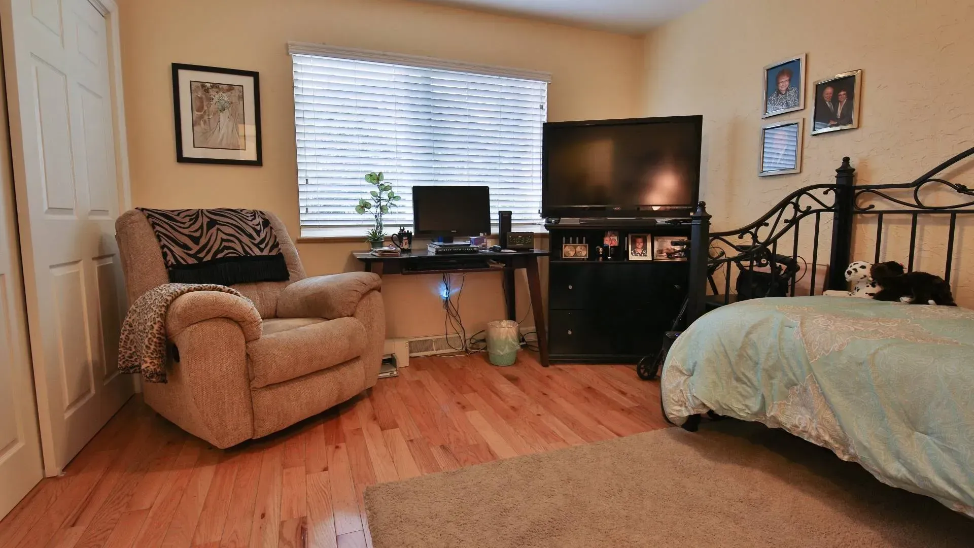 Resident room