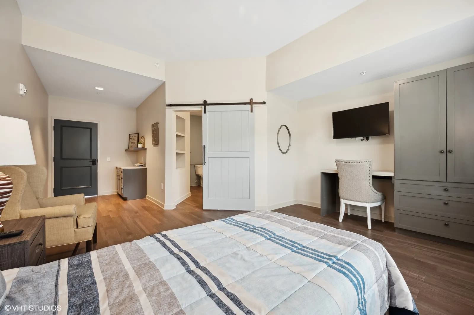 Resident room