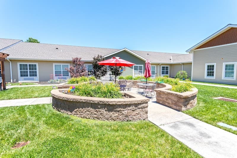 Oak Pointe of Monett, A Viva Senior Living Community