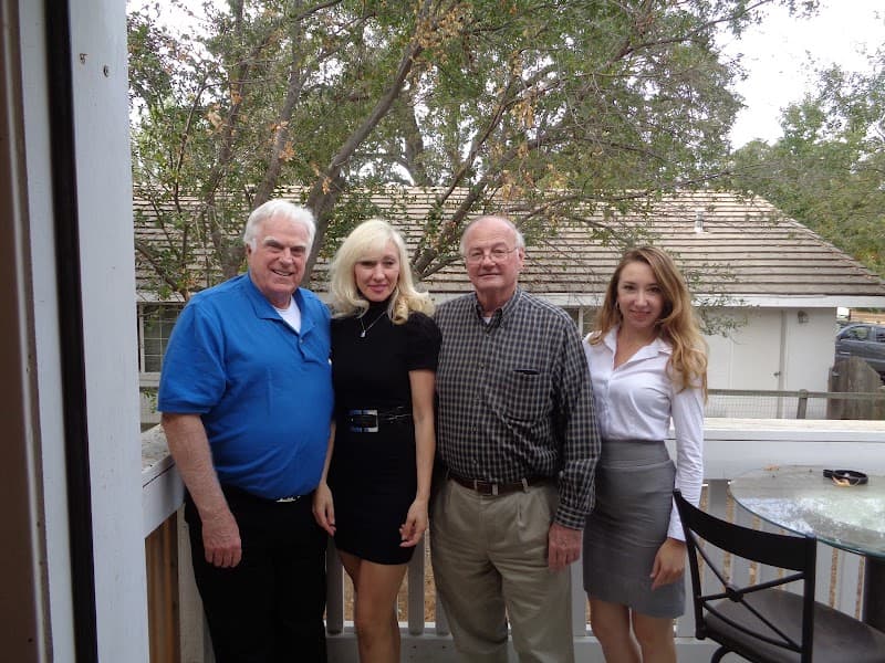 OAK CREEK SENIOR CARE