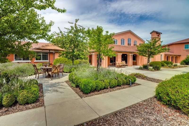 ESKATON VILLAGE ROSEVILLE