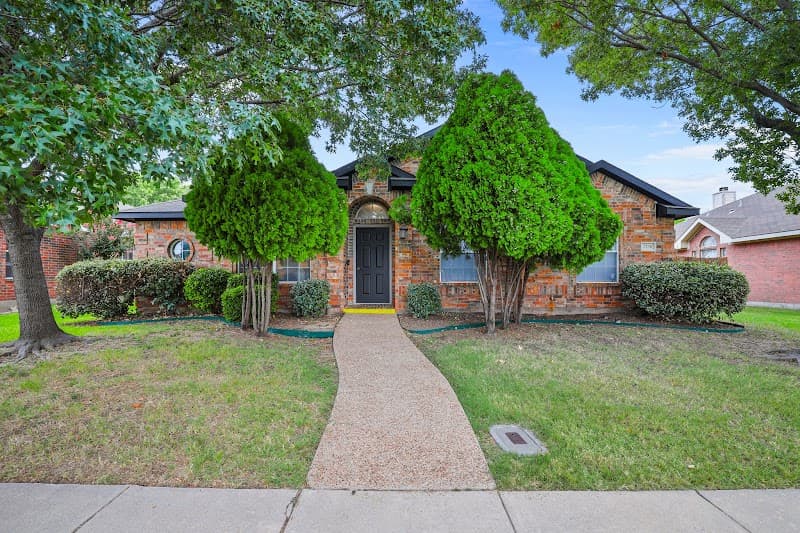 4 SEASONS SENIOR LIVING VIII