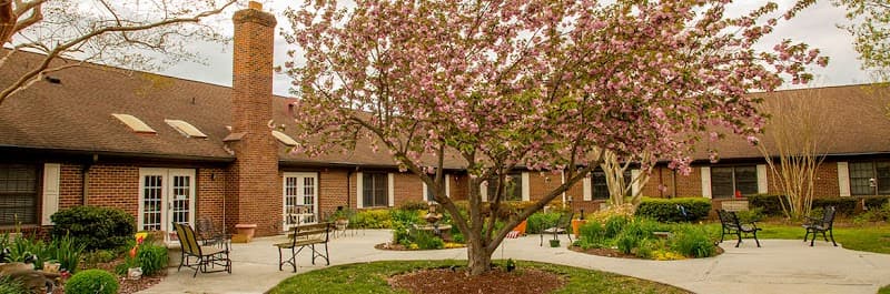 Magnolia Manor at Smithfield