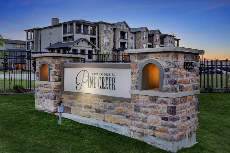 THE LODGE AT PINE CREEK