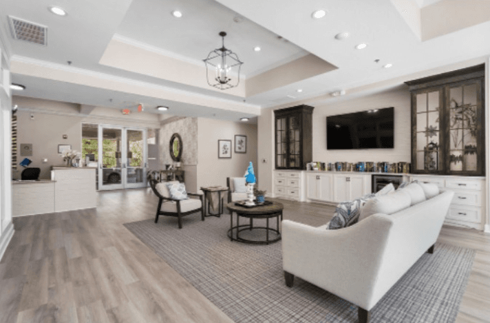 Sundale Senior Living the Lexington Center