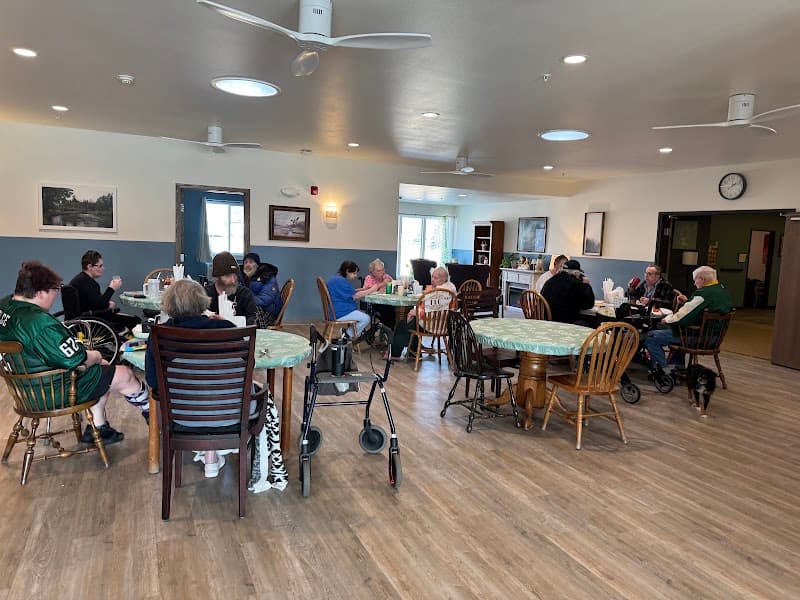 RIVER ROAD ESTATES LLC