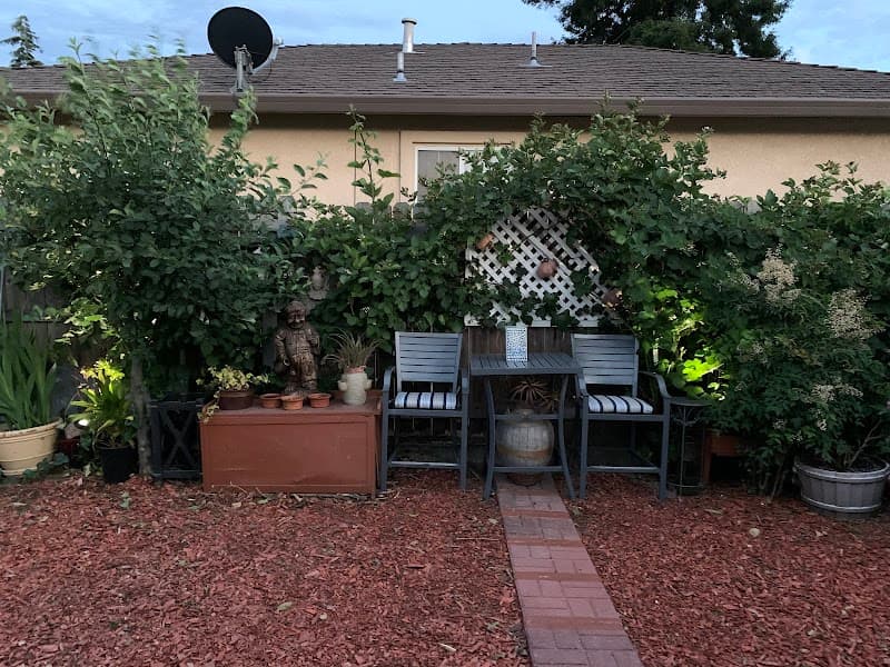 BLOSSOM GARDEN SENIOR HOME