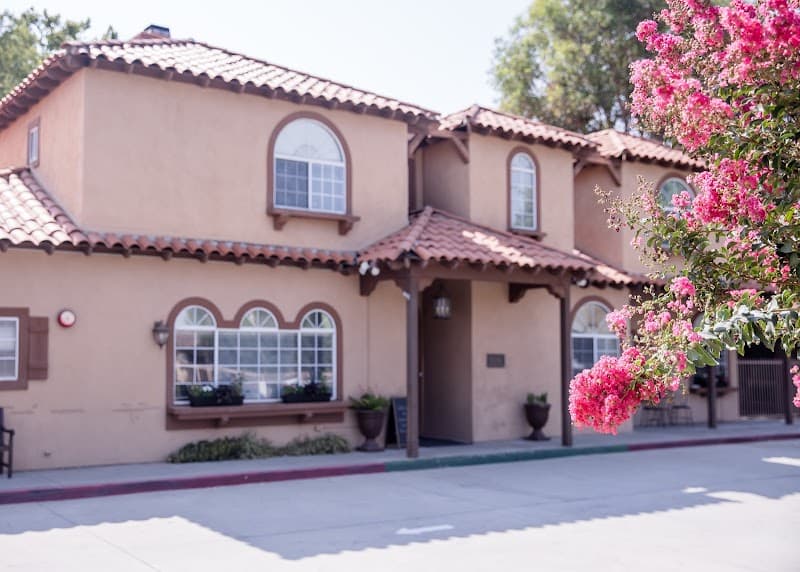 HACIENDA SENIOR LIVING