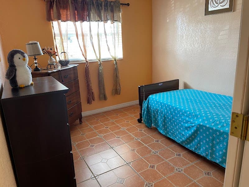 ARY'S ALF CENTER CORP