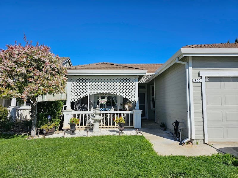 LA CASITA SENIOR CARE