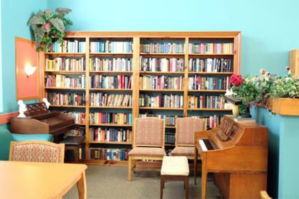 Aston Court Retirement Community
