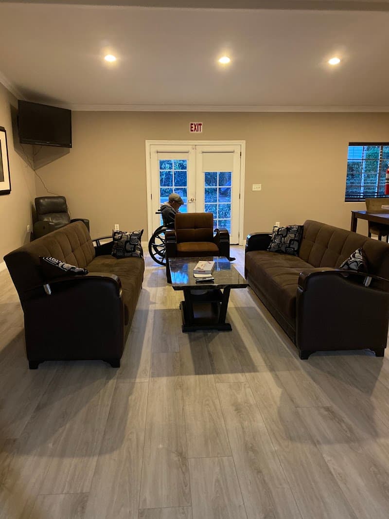 PARADISE SENIOR LIVING