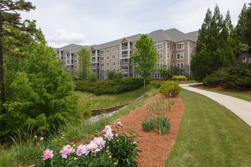 OAK BRIDGE TERRACE AT LANIER VILLAGE ESTATES