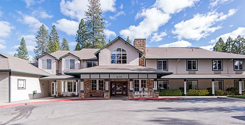 CASCADES OF GRASS VALLEY