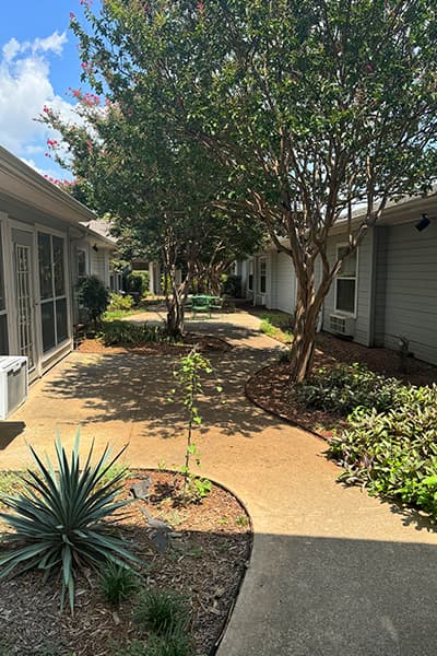 THE ESTATES AT GRAND PRAIRIE