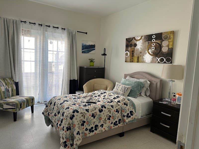 SEA BREEZE HOMES OF EASTVALE LLC