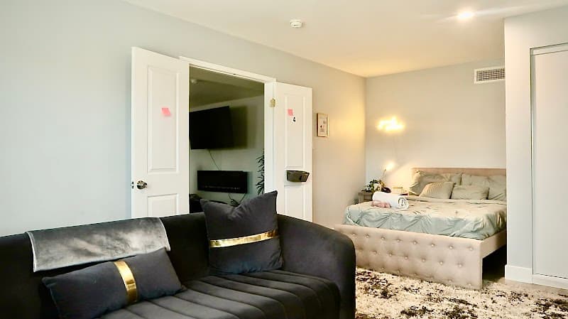 LOVELAND SENIOR LIVING