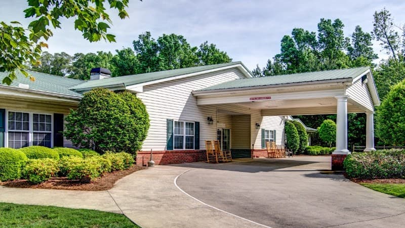 CAMERON HALL SENIOR LIVING COMMUNITIES