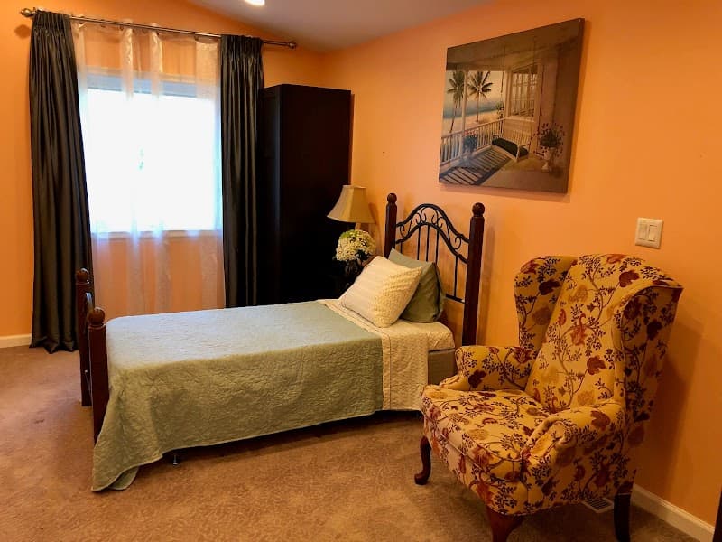 Homes Senior Living LLC