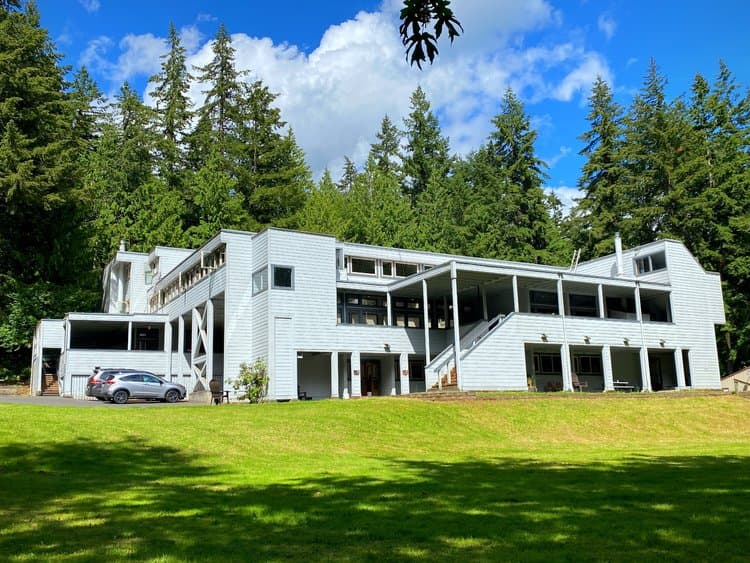 LAKE WHATCOM RESIDENTIAL & TREATMENT CENTER