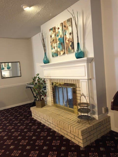 Carl Junction Healthcare Center LLC
