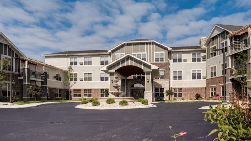 HERITAGE LAKE COUNTRY