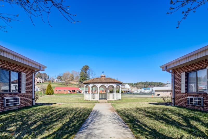 Commonwealth Senior Living at Hillsville