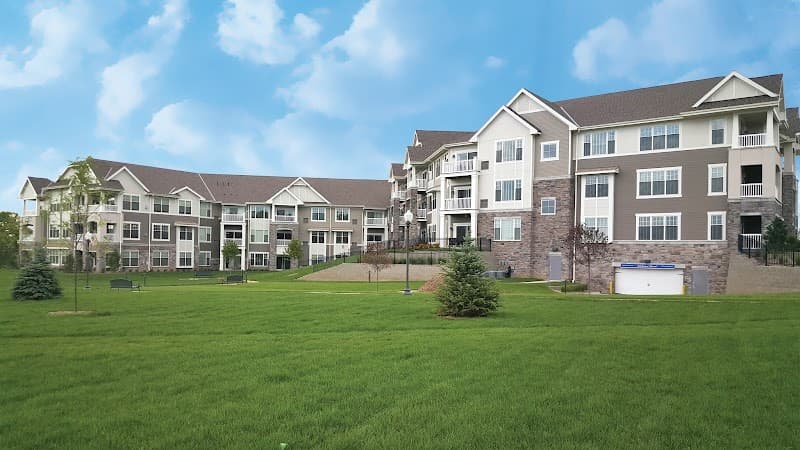 HILLCREST GRAND LODGE ASSISTED LIVING