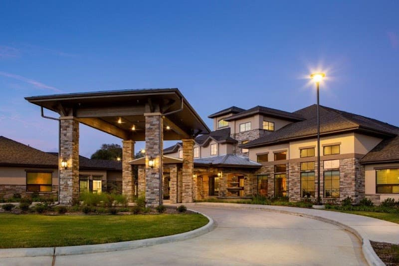 THE SHORES AT CLEAR LAKE SENIOR LIVING