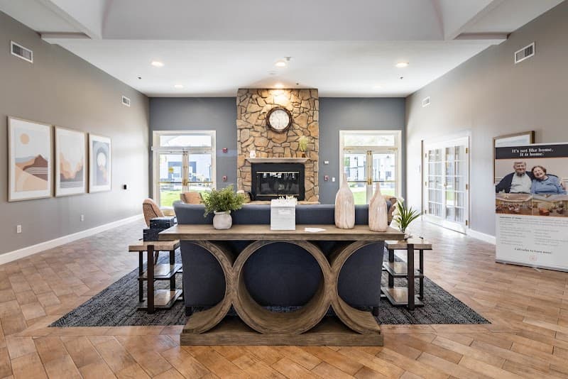 LA LUNA SENIOR LIVING AT GEMINI