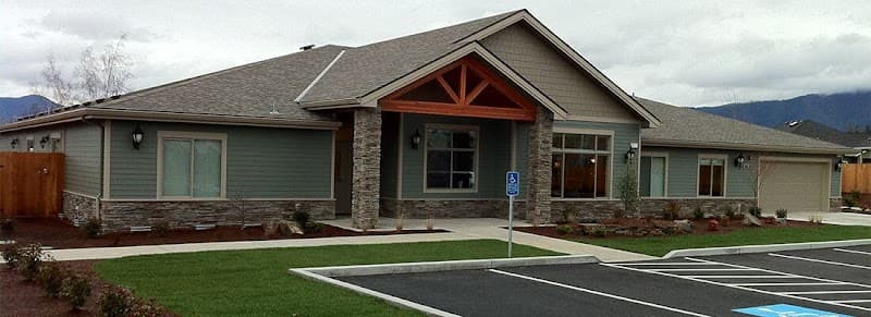 Autumn House of Grants Pass