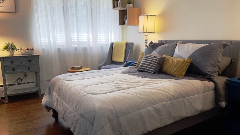 Goldenview Living