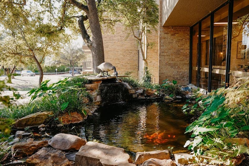 LAKEWOOD VILLAGE PERSONAL CARE UNIT