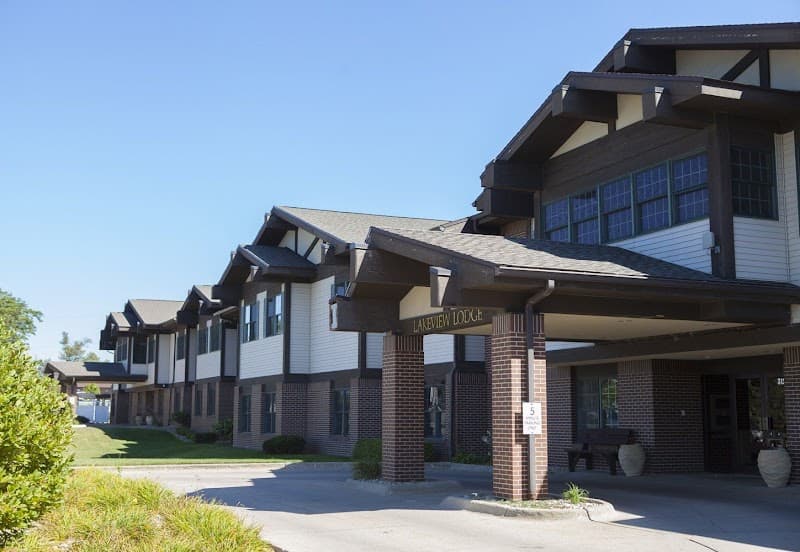 Lakeview Lodge