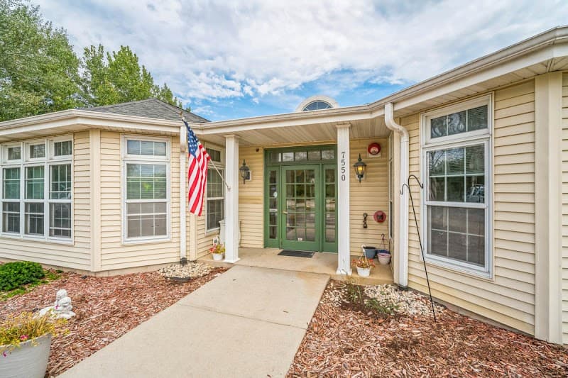 MATTHEWS OF OAK CREEK