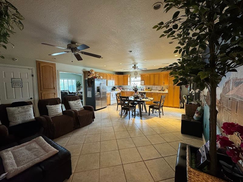 CHOSEN CARE ASSISTED LIVING, LLC